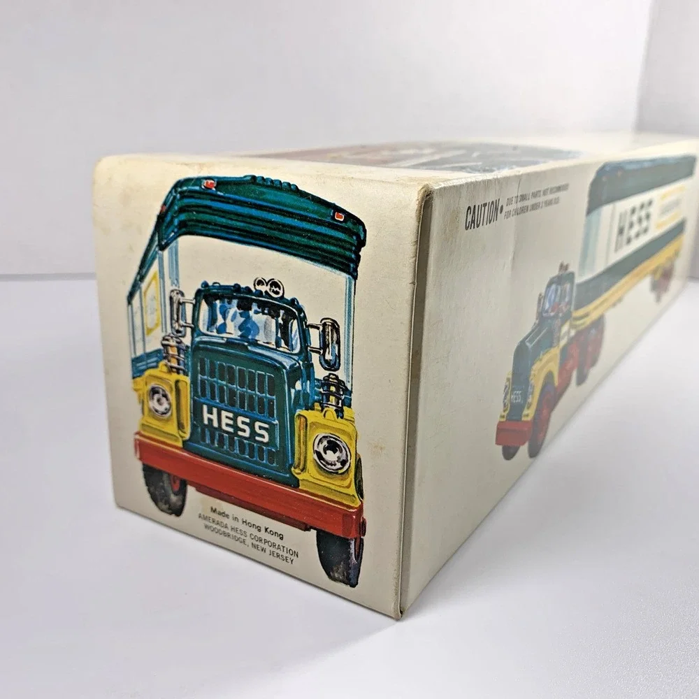 RARE Vintage‎ 1976 HESS Toy Tanker Truck w/ Barrels & Card in Original Box
